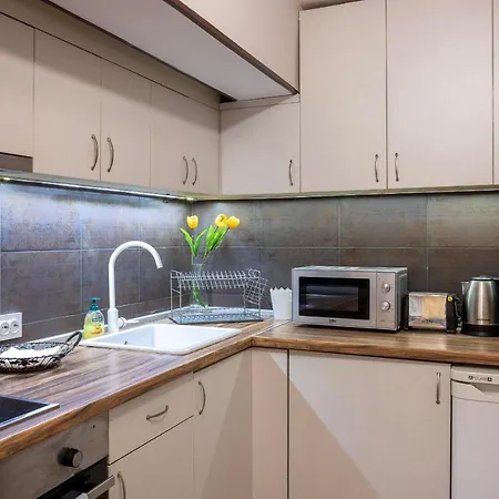 & Beautiful - Perfect Location By Flat Mаnager * Sofia